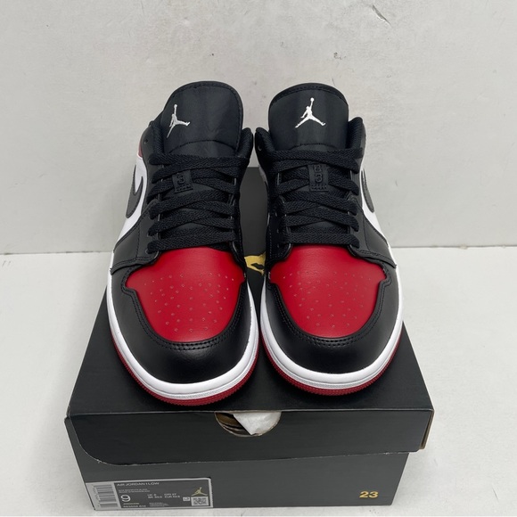 Nike Air Jordan 1 Retro Low “Bred Toe” 2022 - Picture 2 of 4